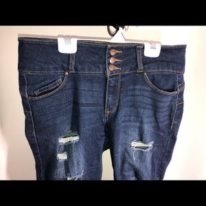 Women’s size 13 Wax Jeans.  Butt, I love you
